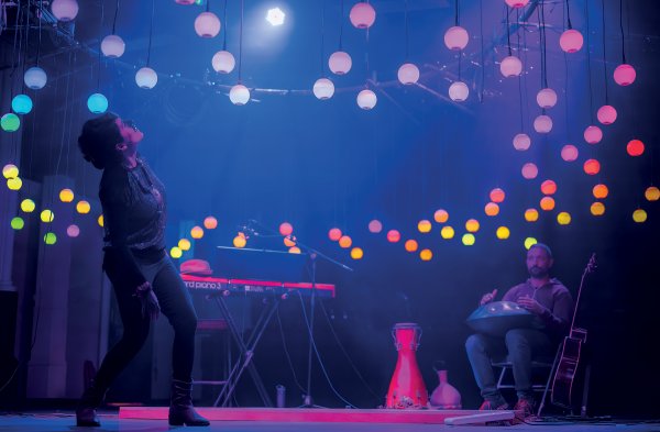 Circle/دایره by Roxana Vilk and Squidsoup, photo by Khali Ackford